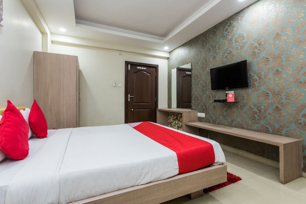 Super Townhouse Divya Palace 42/69