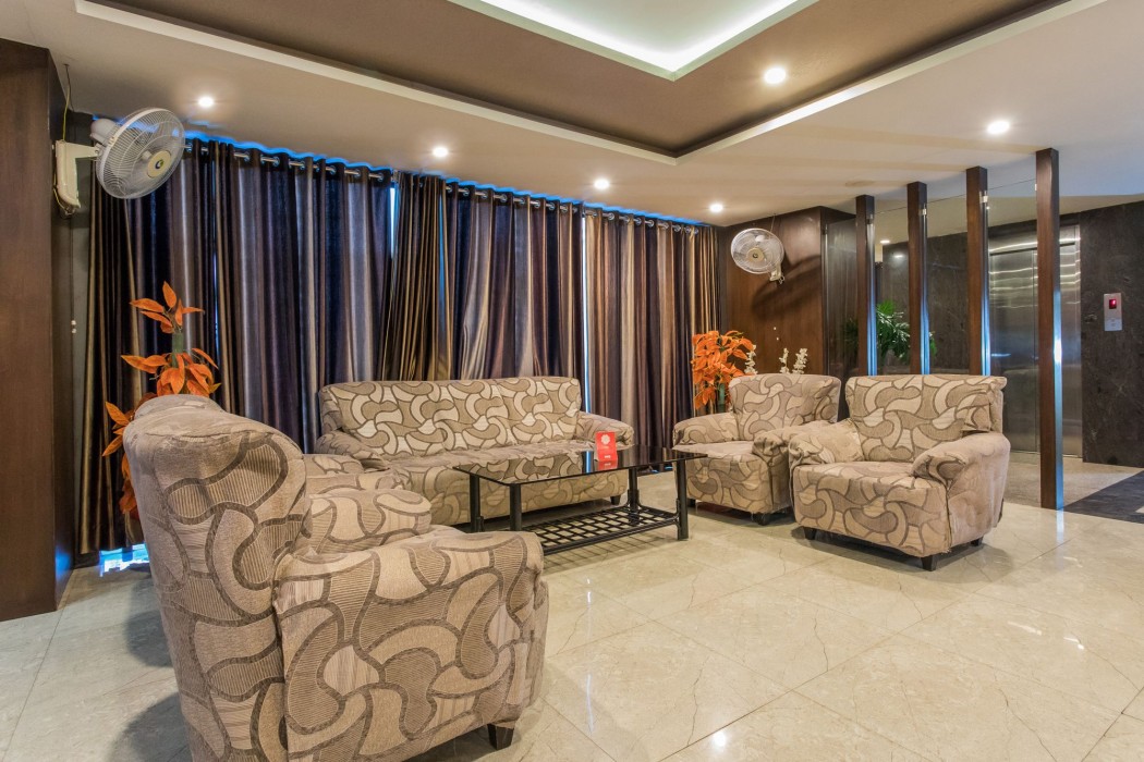 Super Townhouse Divya Palace 43/69