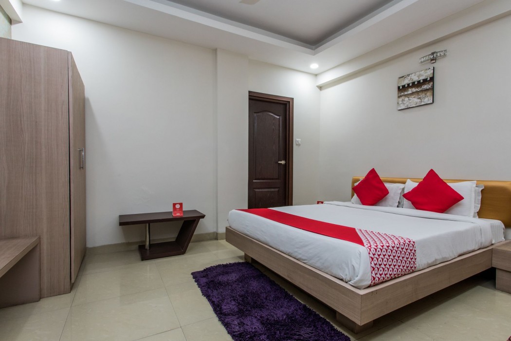 Super Townhouse Divya Palace 39/69