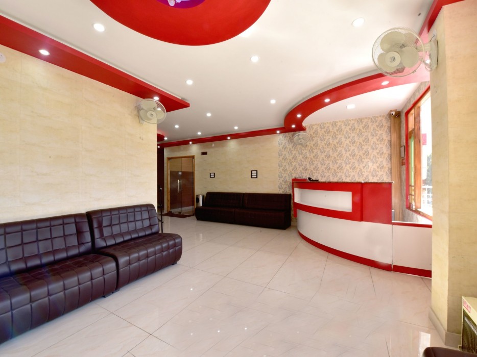 Oyo 23527 Sarla Regency 22/38