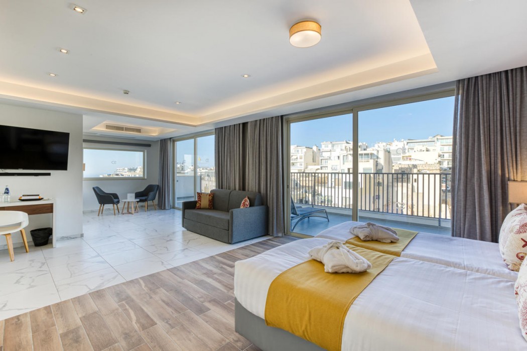 Solana Hotel & Spa 24/136