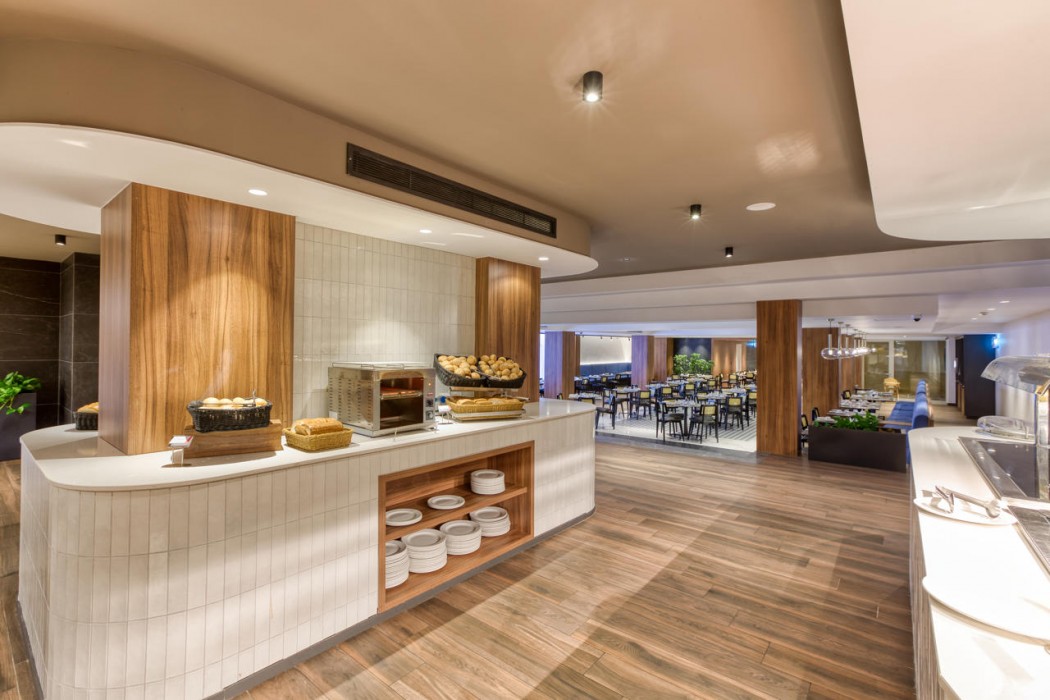 Solana Hotel & Spa 112/136