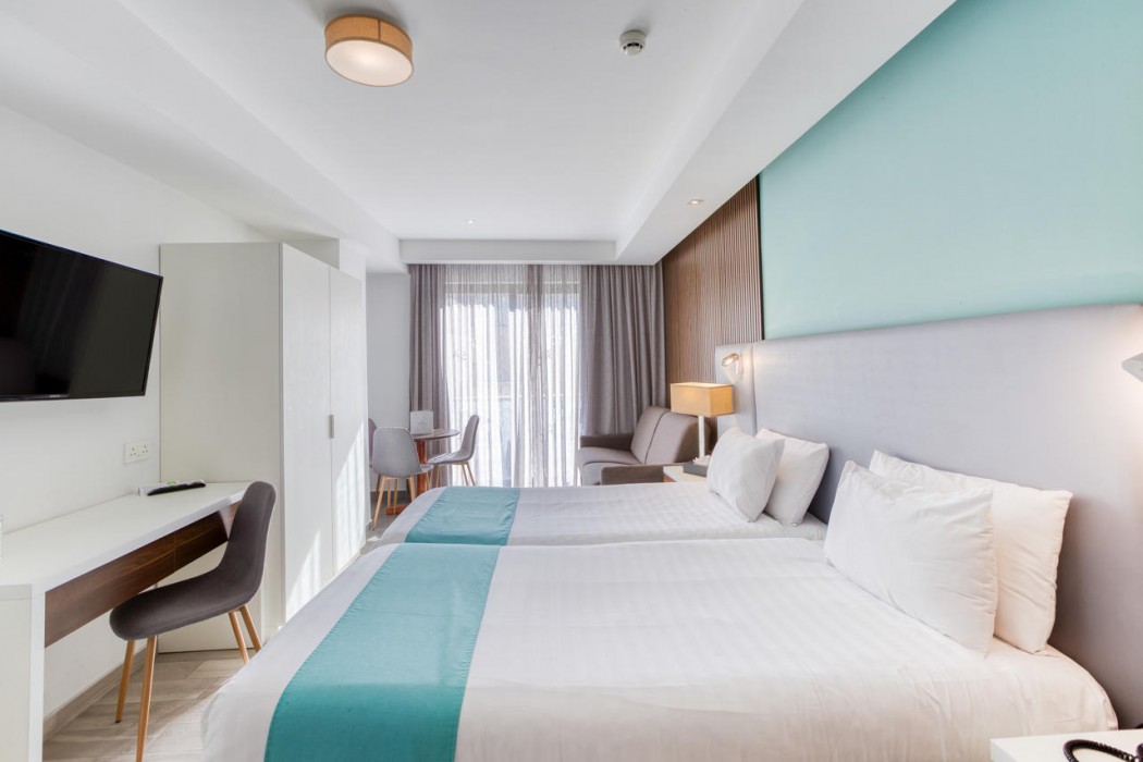 Solana Hotel & Spa 56/136