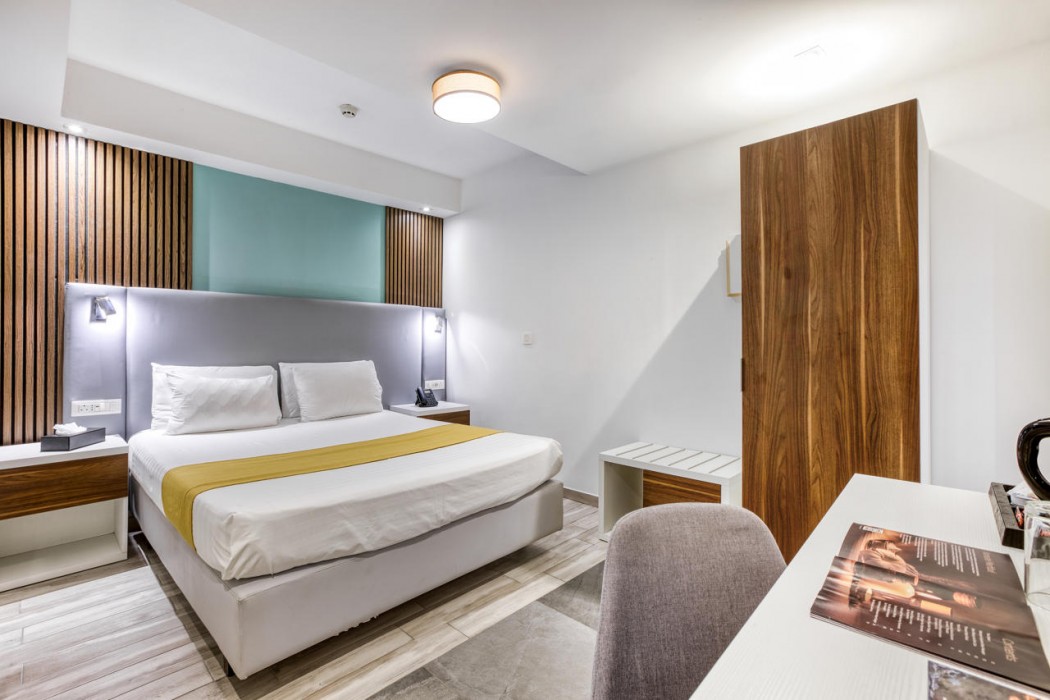 Solana Hotel & Spa 36/136