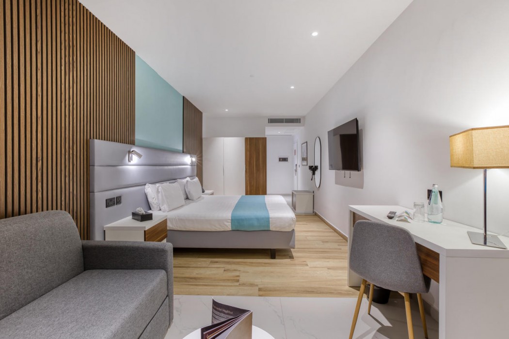 Solana Hotel & Spa 66/136
