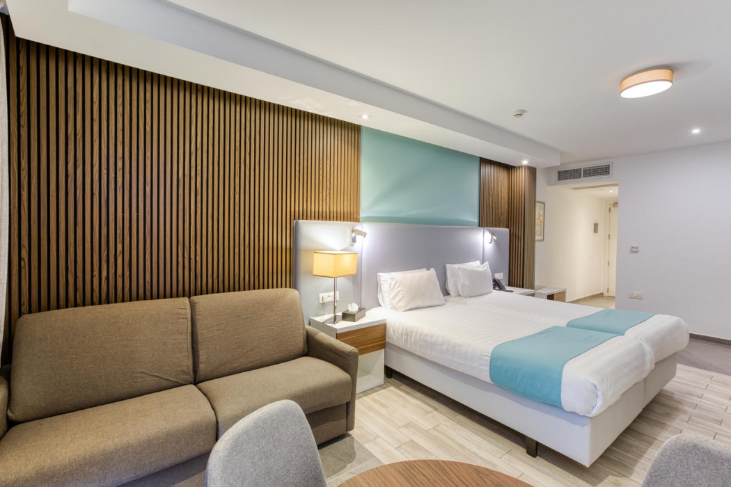 Solana Hotel & Spa 52/136