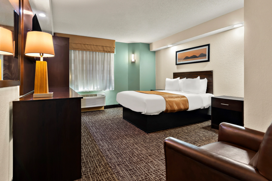 Quality Inn Memphis Northeast Near I-40 10/22