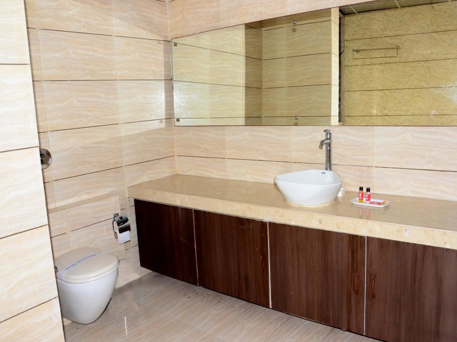 Oyo Rooms Sampatrao Colony Alkapuri 19/48