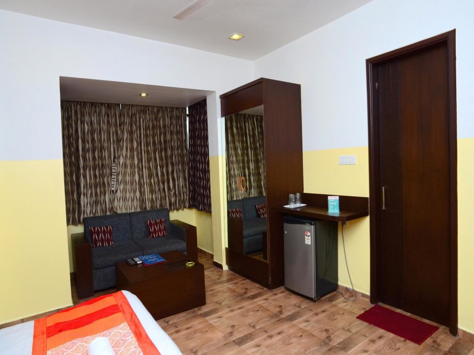 Oyo Rooms Sampatrao Colony Alkapuri 29/48