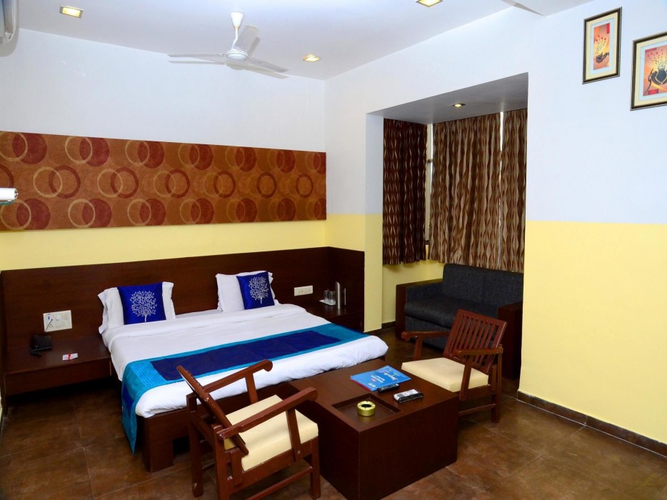 Oyo Rooms Sampatrao Colony Alkapuri 32/48