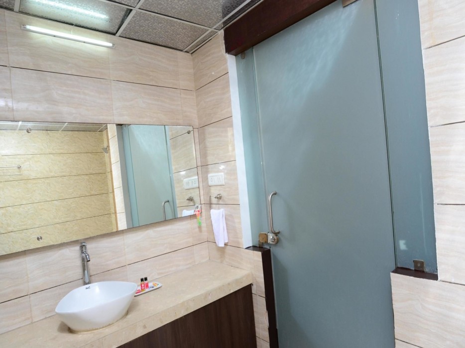 Oyo Rooms Sampatrao Colony Alkapuri 36/48