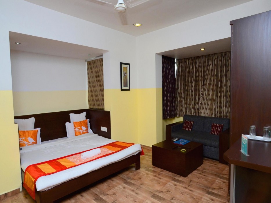 Oyo Rooms Sampatrao Colony Alkapuri 17/48