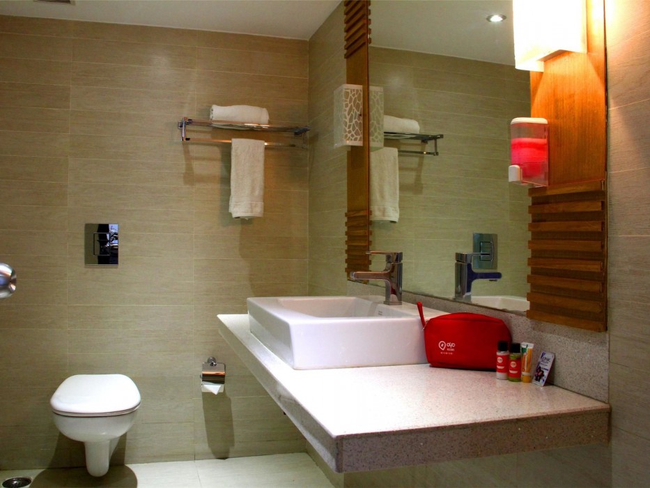 Oyo Premium Karkhana Secunderabad 24/63