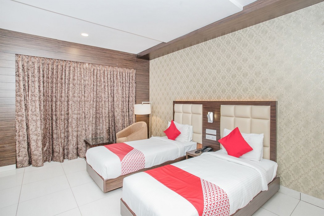 Oyo 6593 West Fort Hotel 25/50