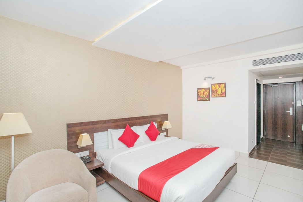 Oyo 6593 West Fort Hotel 12/50