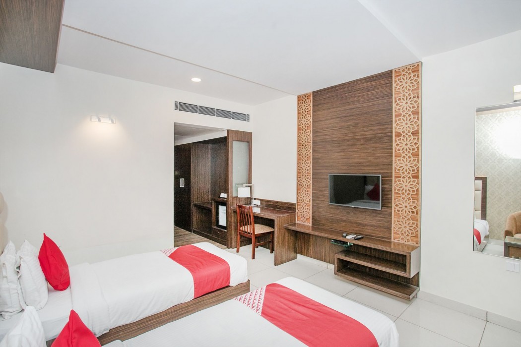 Oyo 6593 West Fort Hotel 28/50