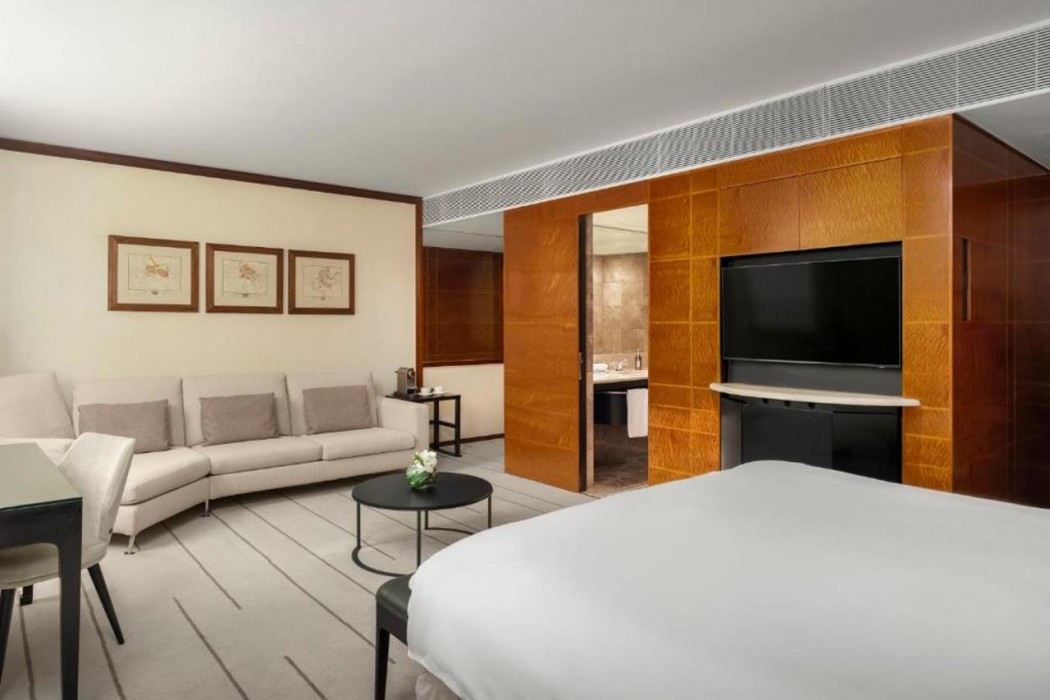 Como The Halkin 14/71
