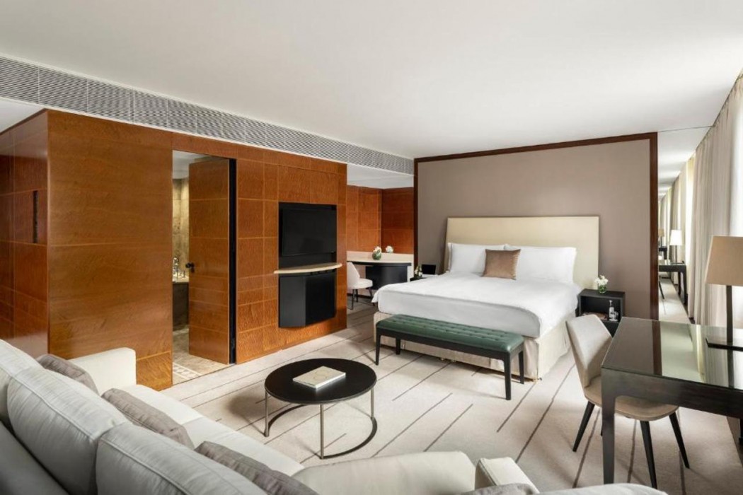 Como The Halkin 23/71
