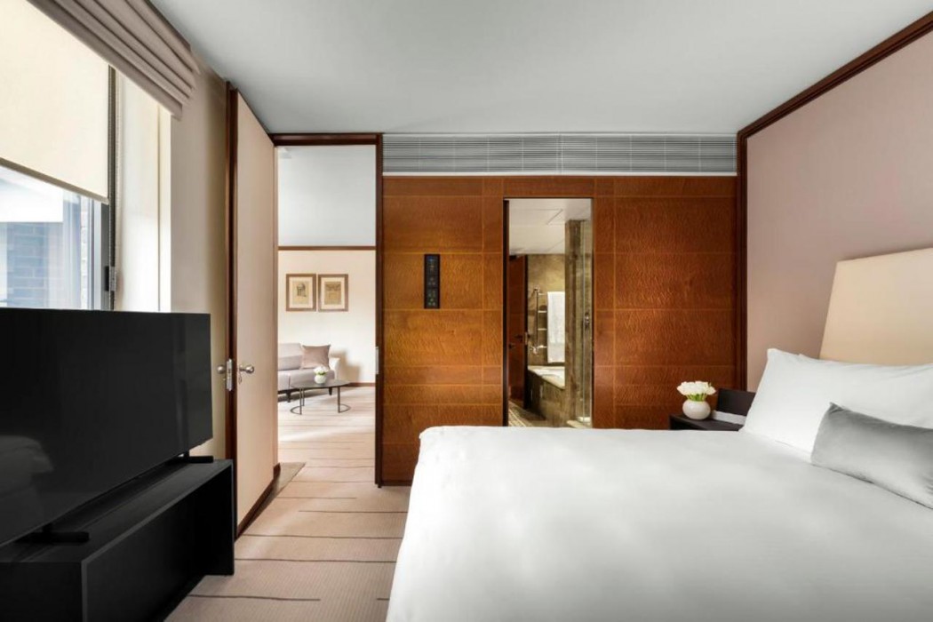 Como The Halkin 17/71