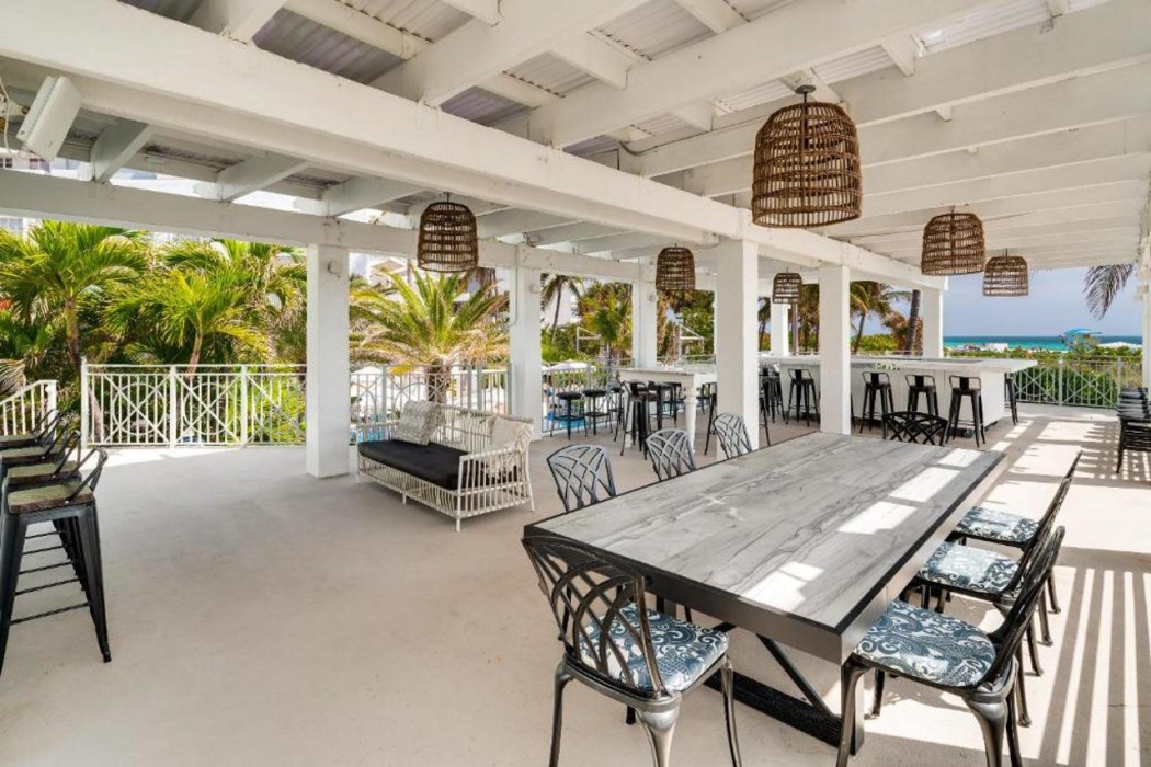The Savoy Hotel & Beach Club 33/62