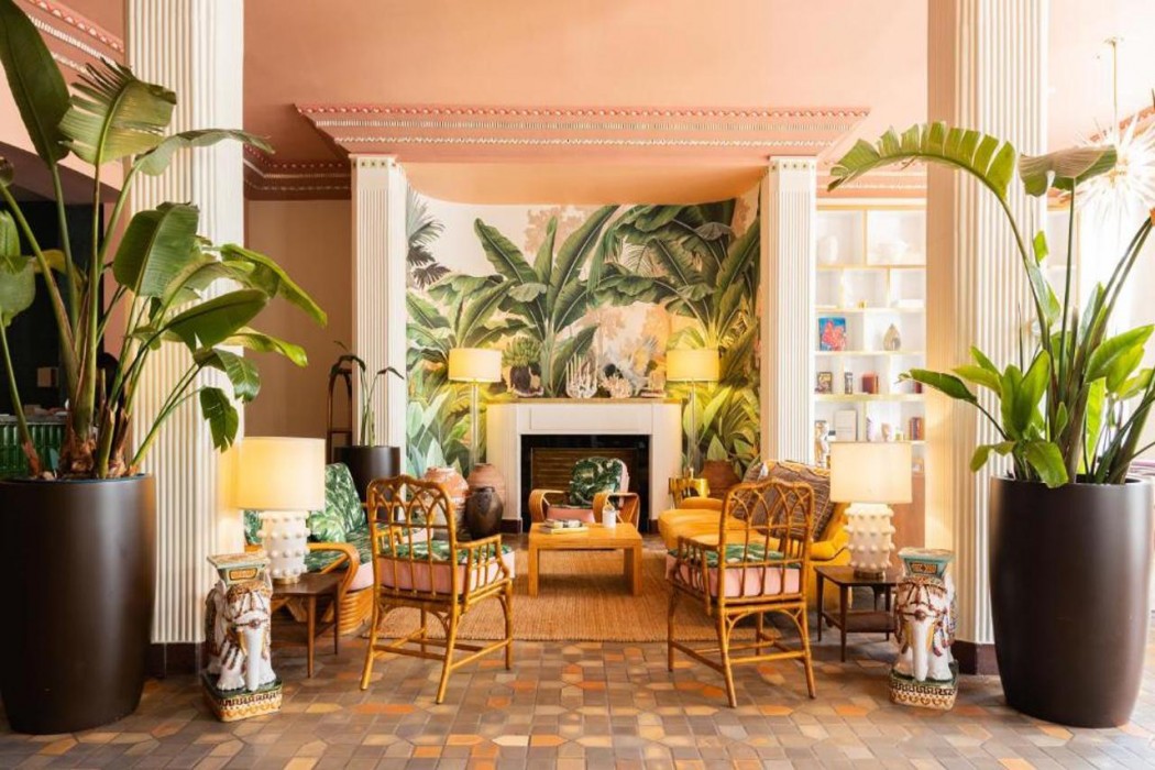 The Savoy Hotel & Beach Club 32/62