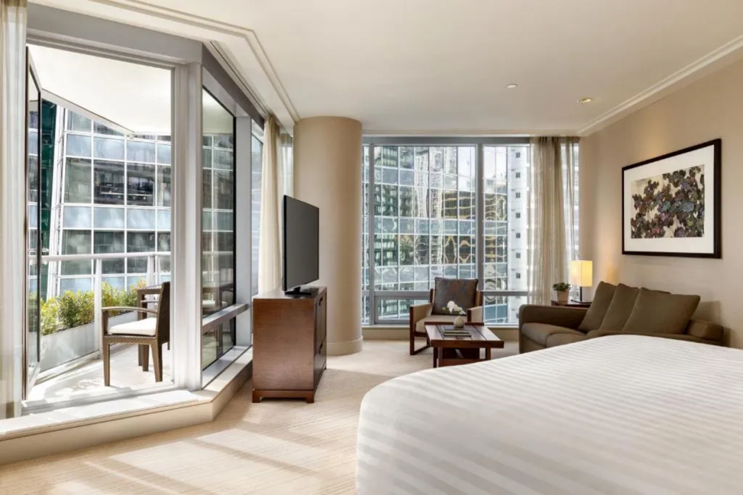 Hyatt Vancouver Downtown Alberni 12/63