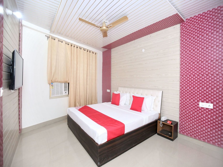 Oyo 13368 Hotel Gold Star 22/35