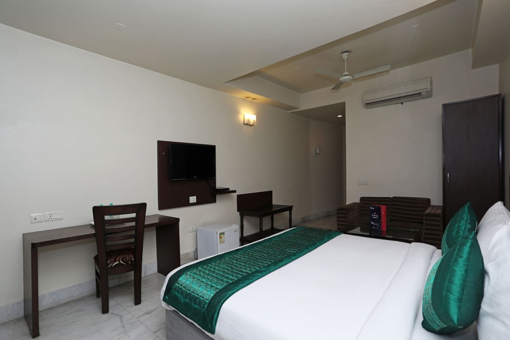 Oyo 11352 Hotel Shanti Villa 39/61