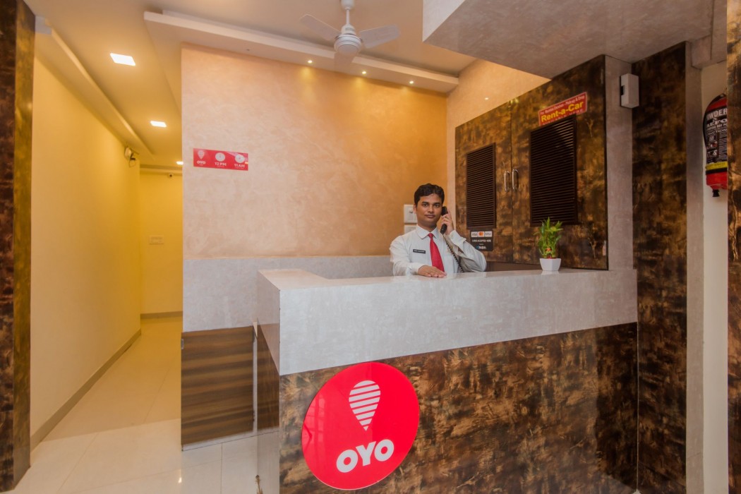 Oyo 10954 Hotel Golden Galaxy 24/50