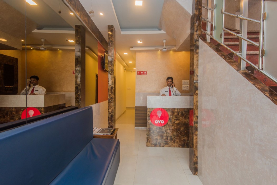 Oyo 10954 Hotel Golden Galaxy 18/50