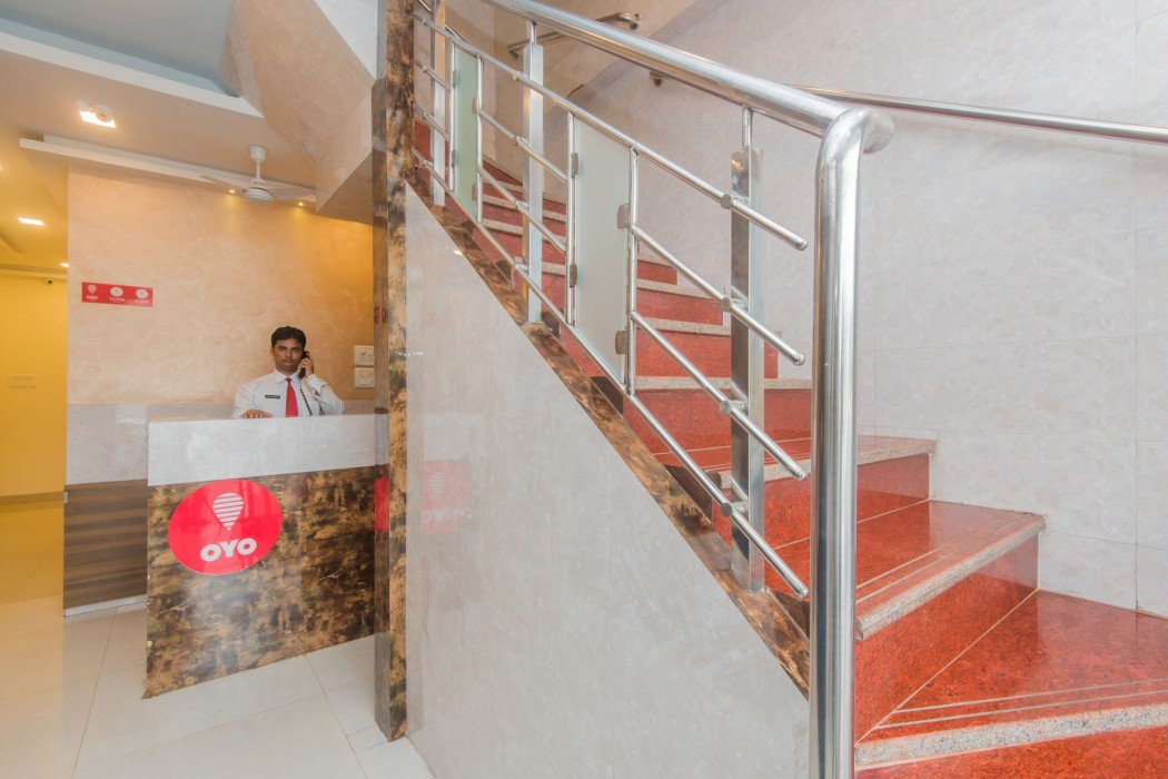 Oyo 10954 Hotel Golden Galaxy 27/50