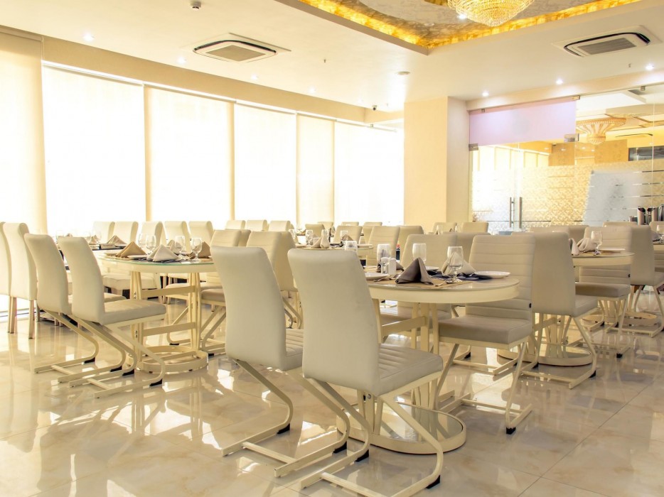 OYO 1489 Hotel Diamonds Pearl 20/42