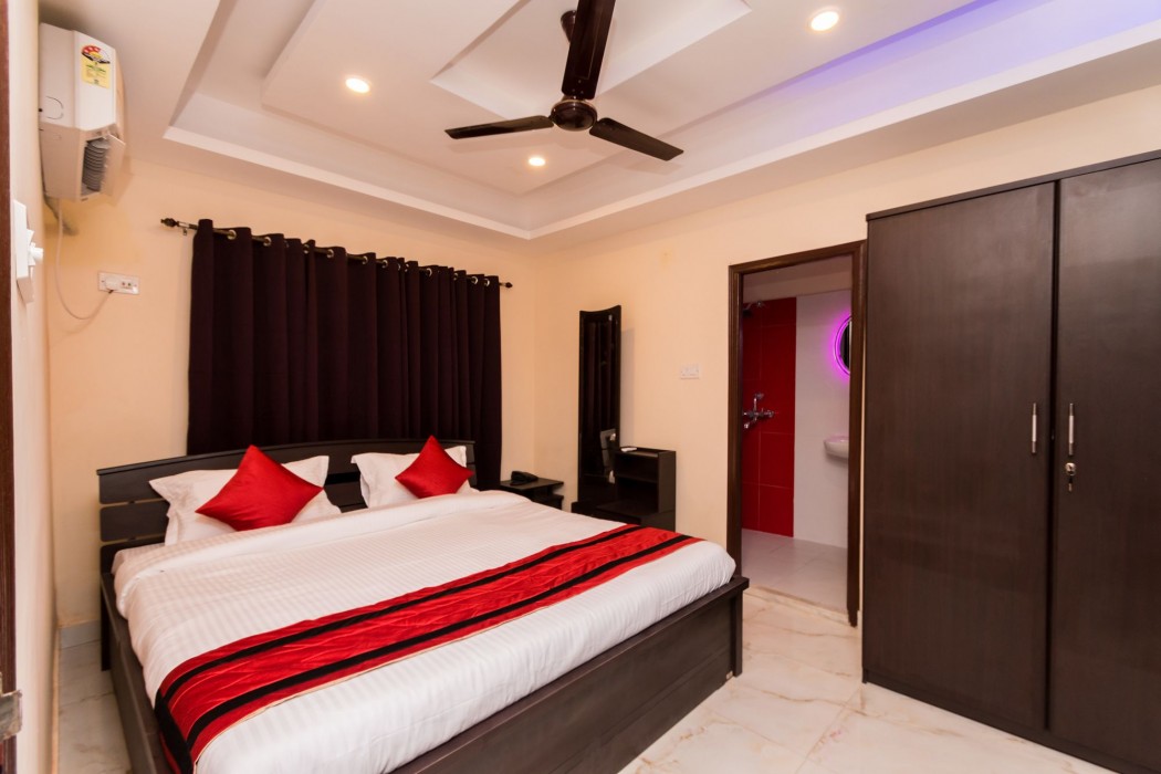 Oyo 8812 White Palace Hotel & Resort 20/56