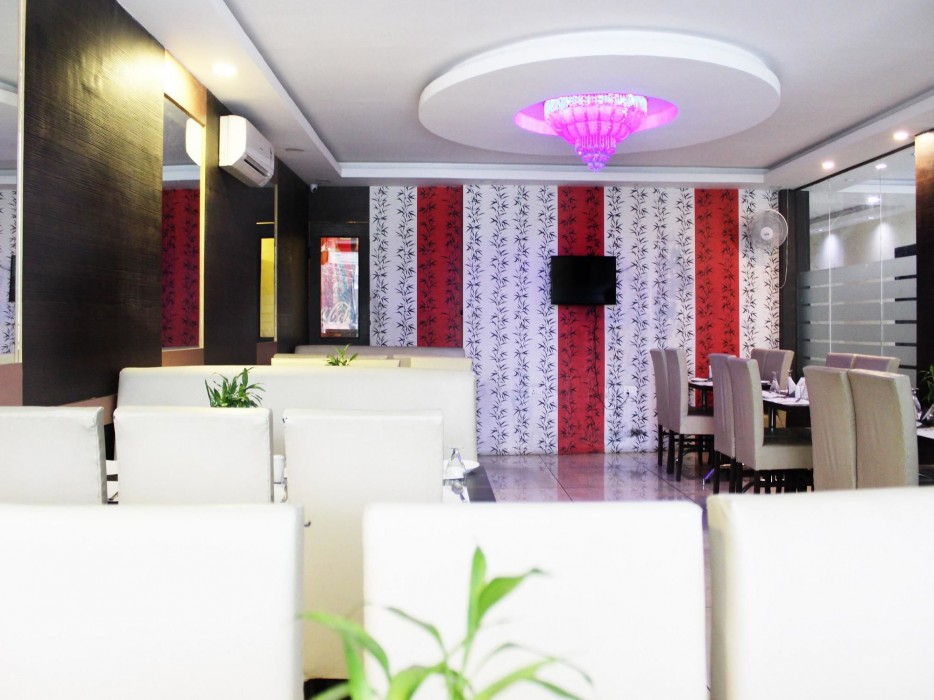 Oyo Premium Bahadrabad Haridwar 12/25