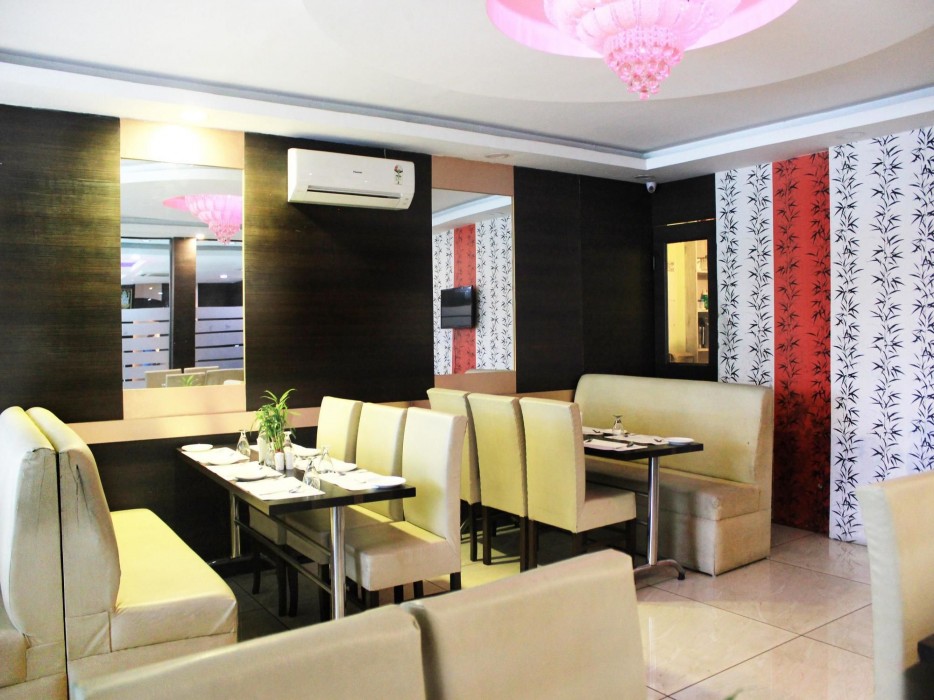 Oyo Premium Bahadrabad Haridwar 14/25