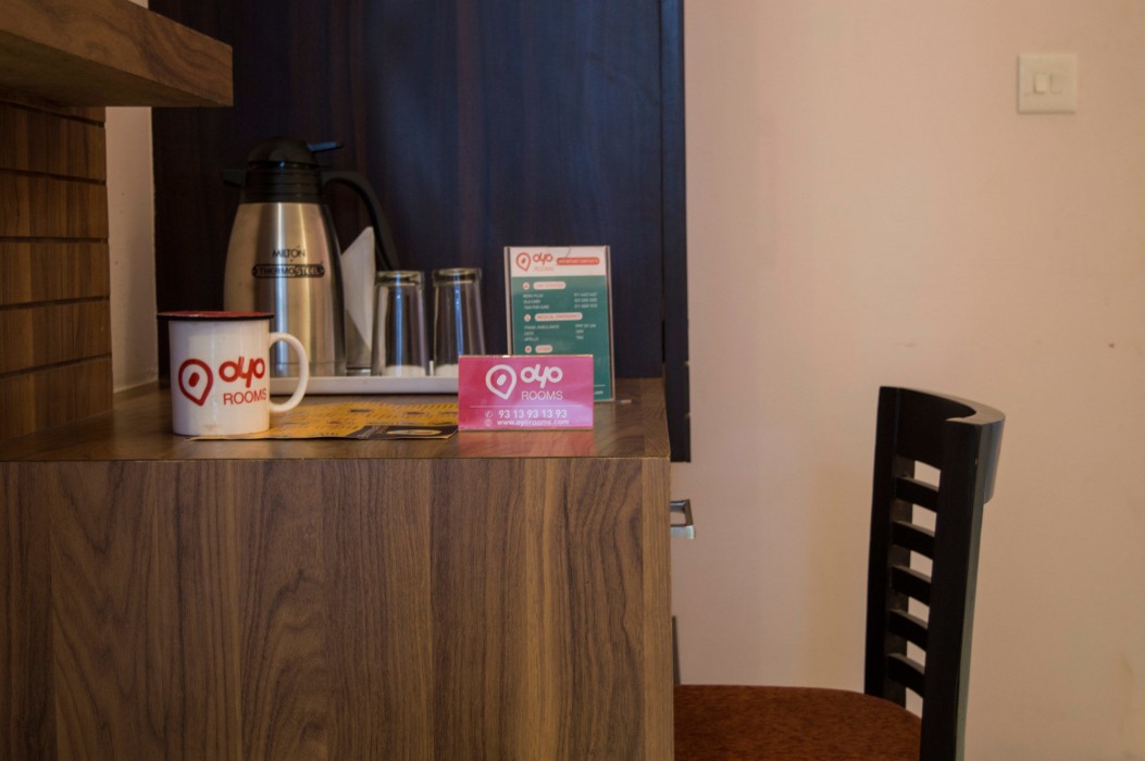 Oyo Rooms Sargam Cinemas 30/50