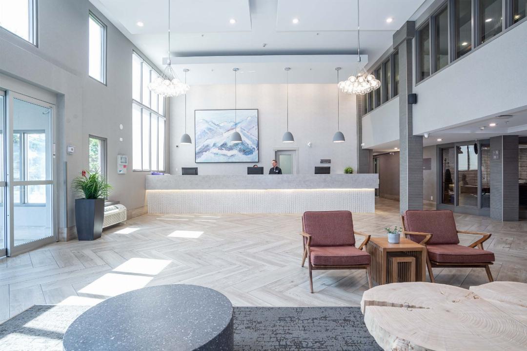 Sandman Hotel Calgary Airport 5/48