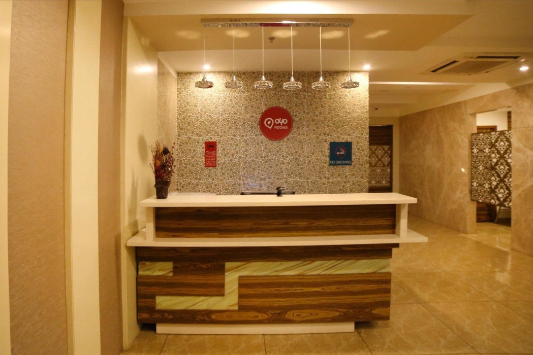 Oyo Rooms Ntr Health University 15/30