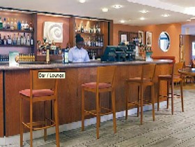 HOLIDAY INN LONDON BRENT CROSS 19/46