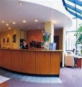 HOLIDAY INN LONDON BRENT CROSS 9/46