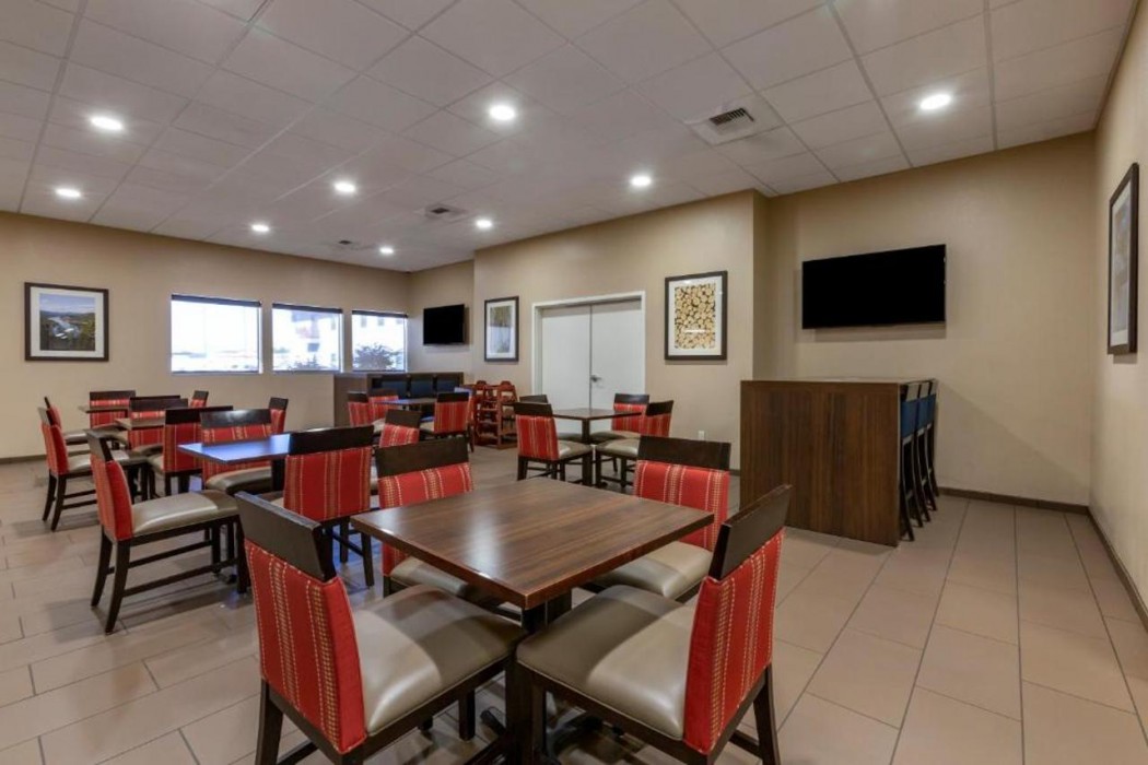 Comfort Inn & Suites Coeur d'Alene, ID 18/27