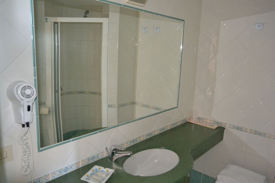 Hotel Villa Bina 39/66