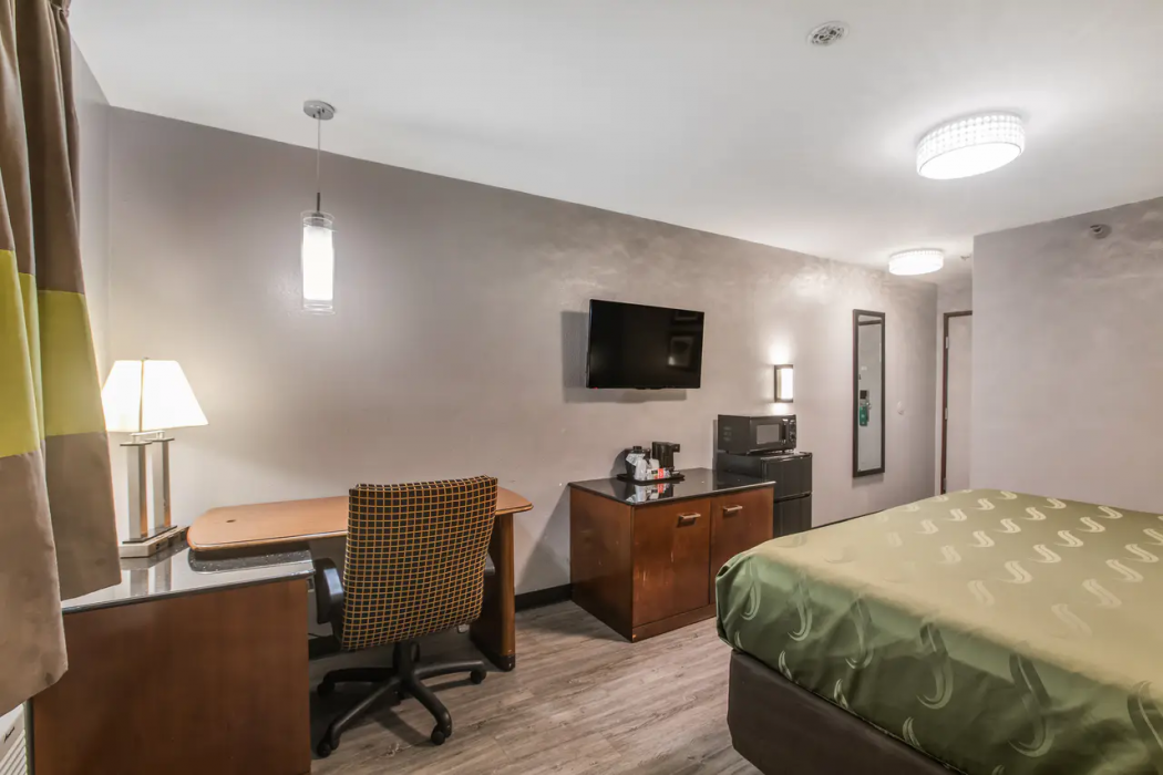 Quality Inn Atlanta Airport Central 14/32
