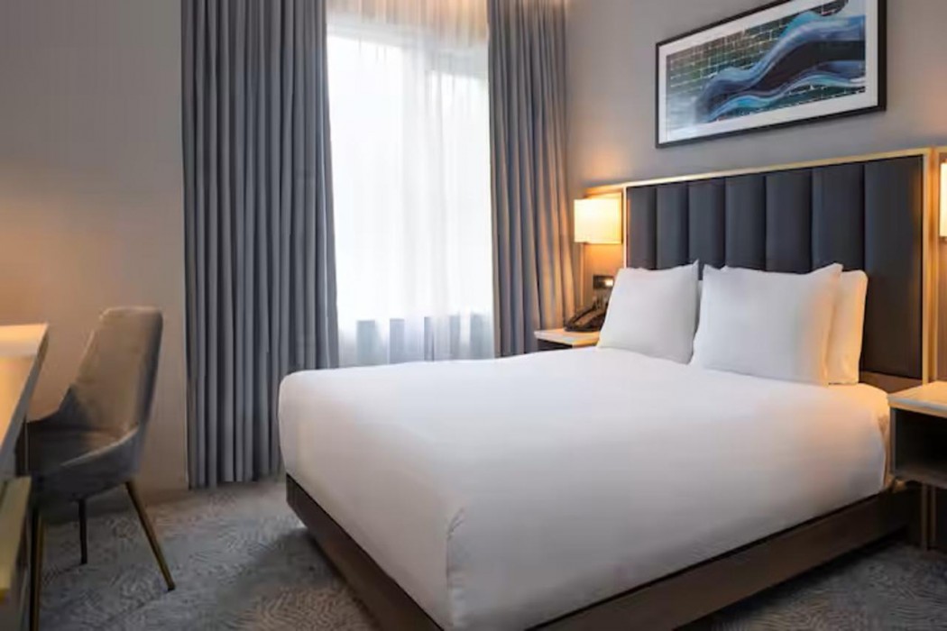 DoubleTree by Hilton London Angel Kings Cross 8/57