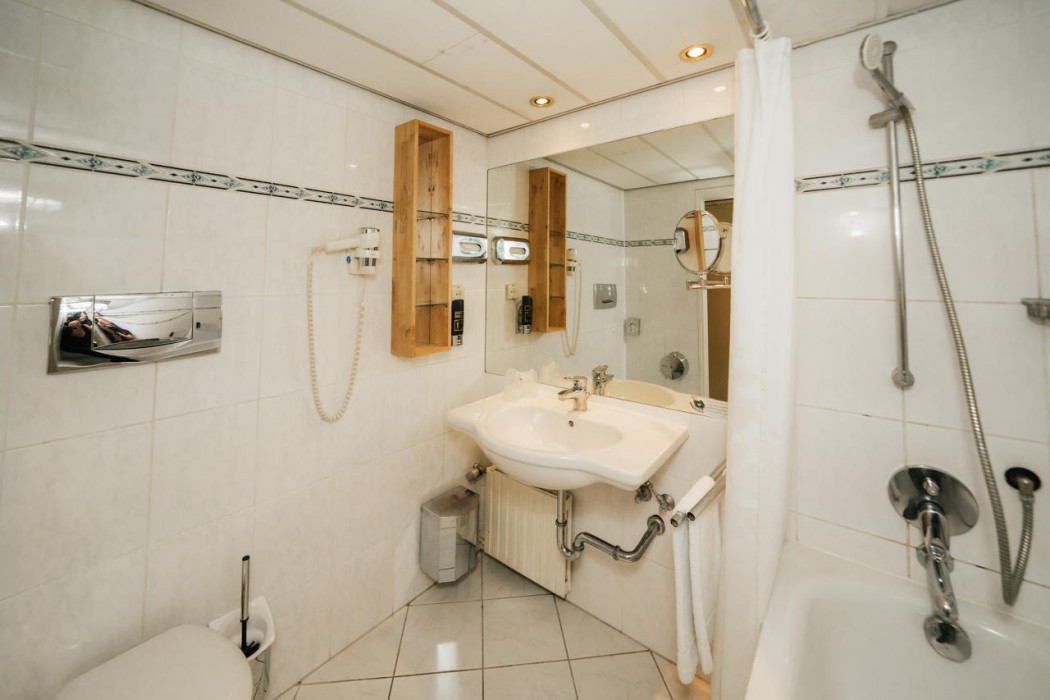 Savoy Hotel Frankfurt 23/80