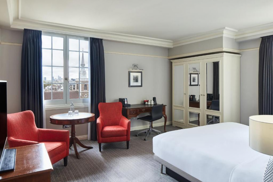The Dilly Hotel 22/67