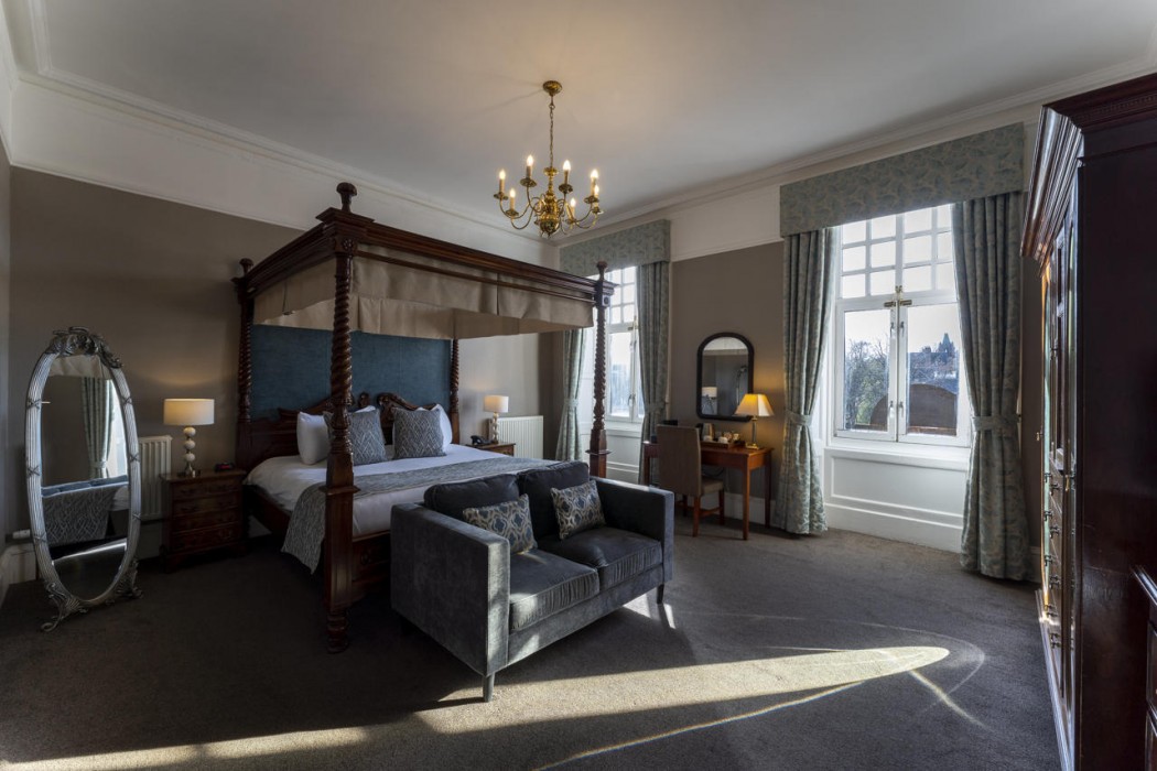 Sherbrooke Castle Hotel 11/53