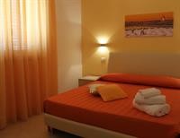 B&B Pietre Preziose 6/18