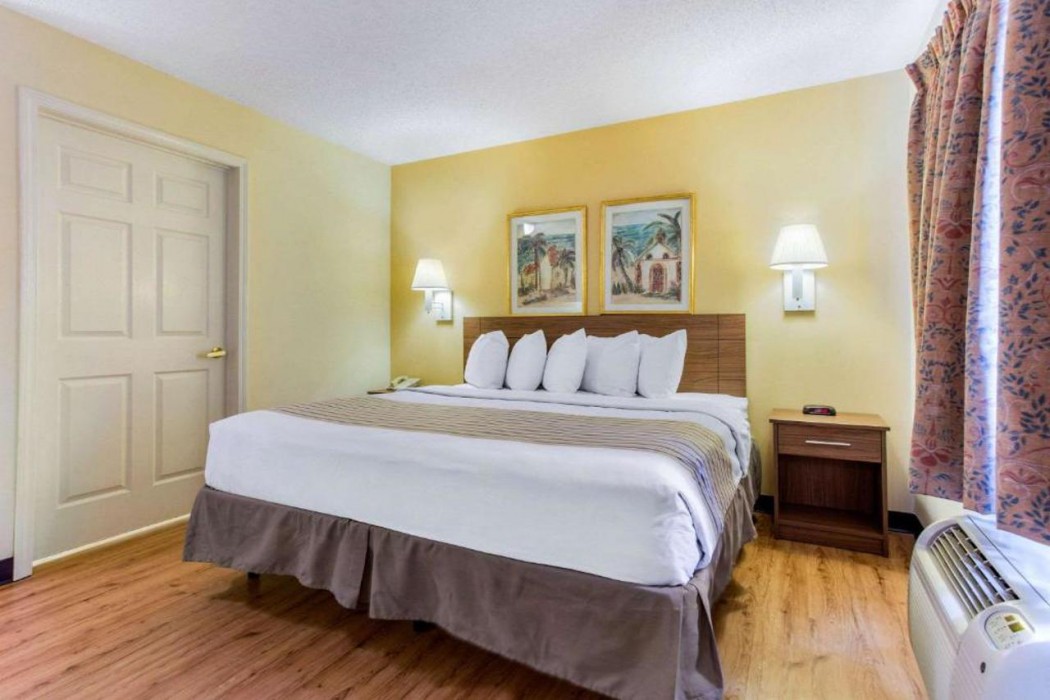 Studio 6 Extended Stay - Myrtle Beach, SC 15/60