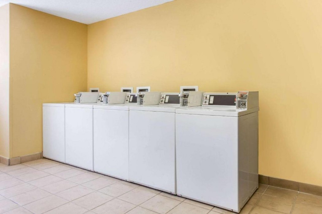 Studio 6 Extended Stay - Myrtle Beach, SC 31/60
